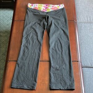 Victoria’s Secret sport flared yoga pants